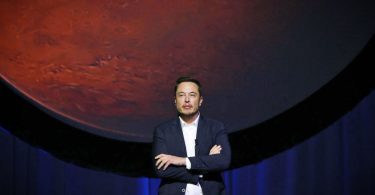 Elon Musk Kimdir
